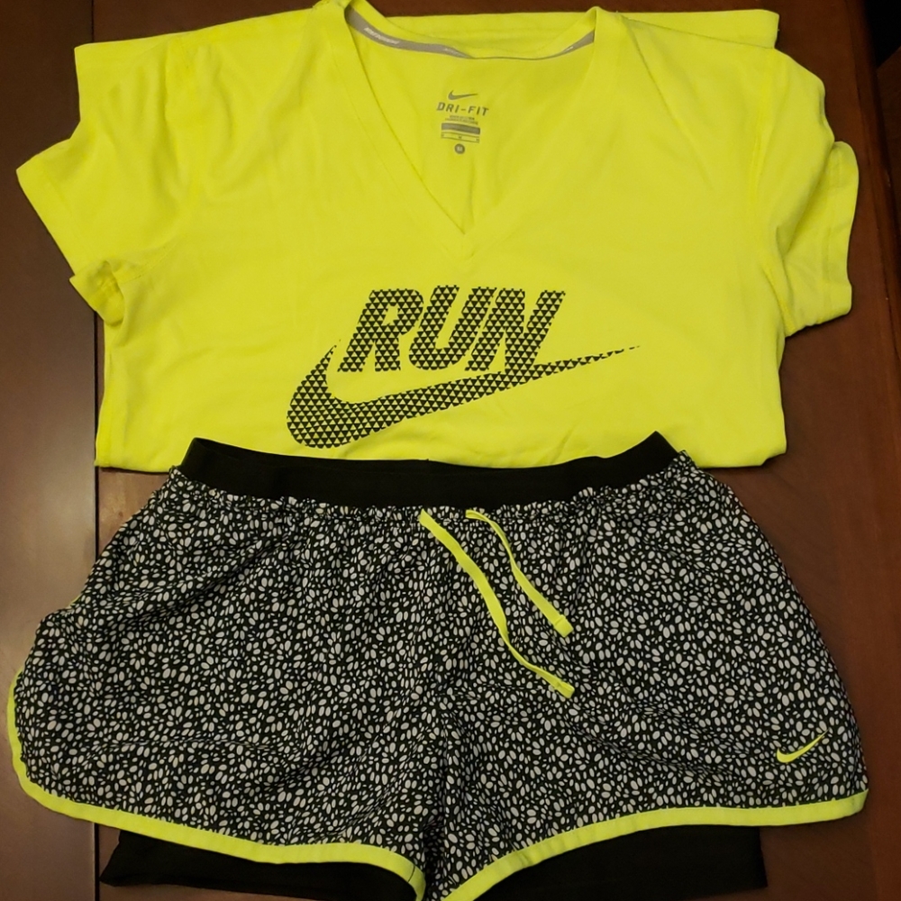 Nike women's medium active top and shorts
